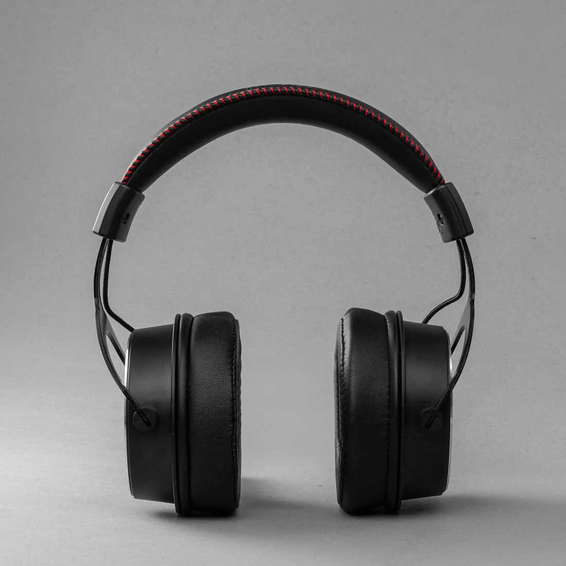 Professional Monitor Headphones for Guitar Bass Musical Instrument Recording - Model1986 Mixman 8HZ-35kHZ Studio Pro 1986Mixman Studio Pro - Image 4