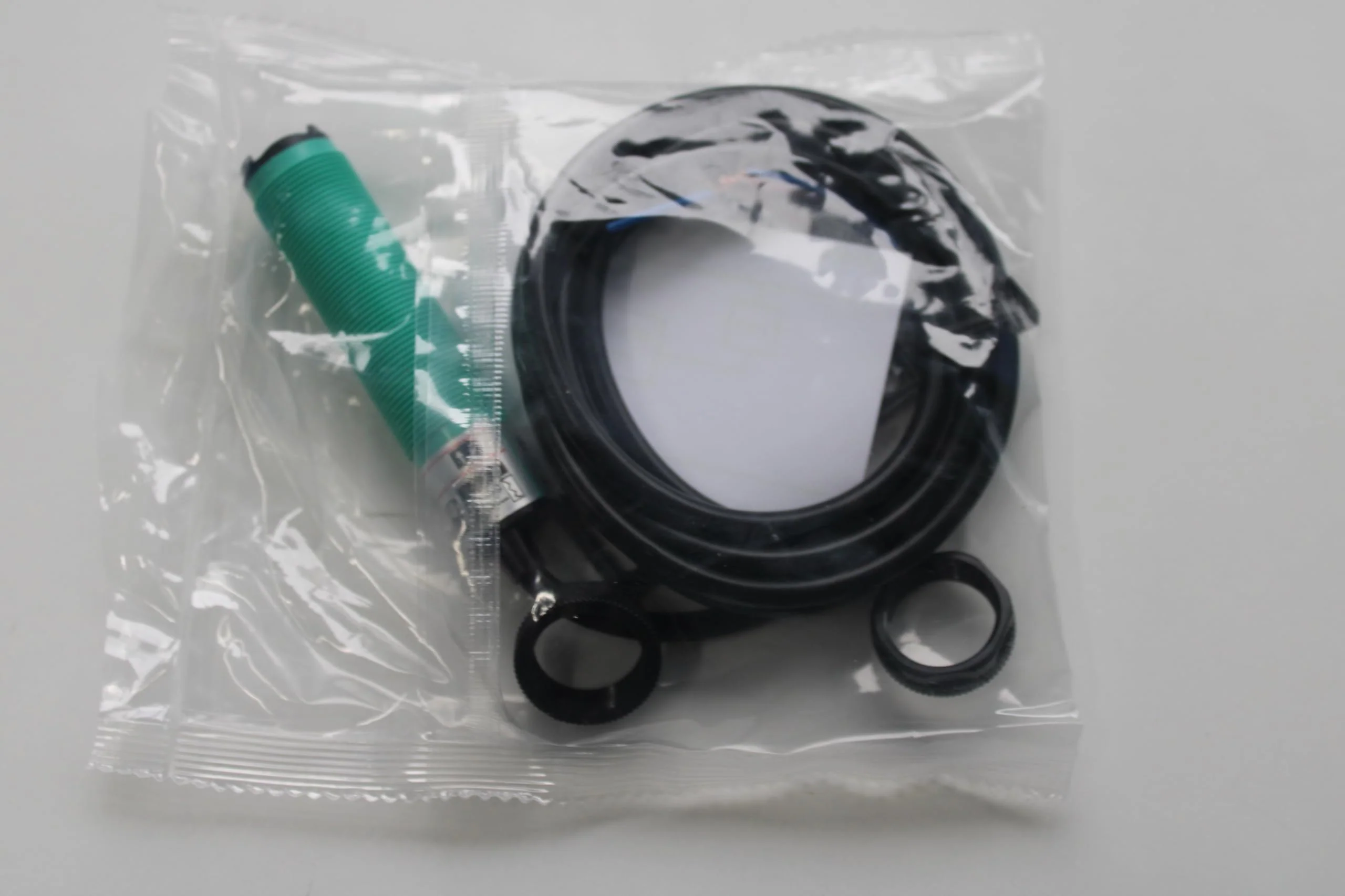 Reflector Photoelectric Sensor 6-36 Volt DC NPN NC, Diameter 18 mm Light Barrier with Mirror IR Photoelectric Sensor up to 2 Metres (Reflection Light Barrier, 2 Metres, Diameter 18 mm, NPN NC) - Image 4
