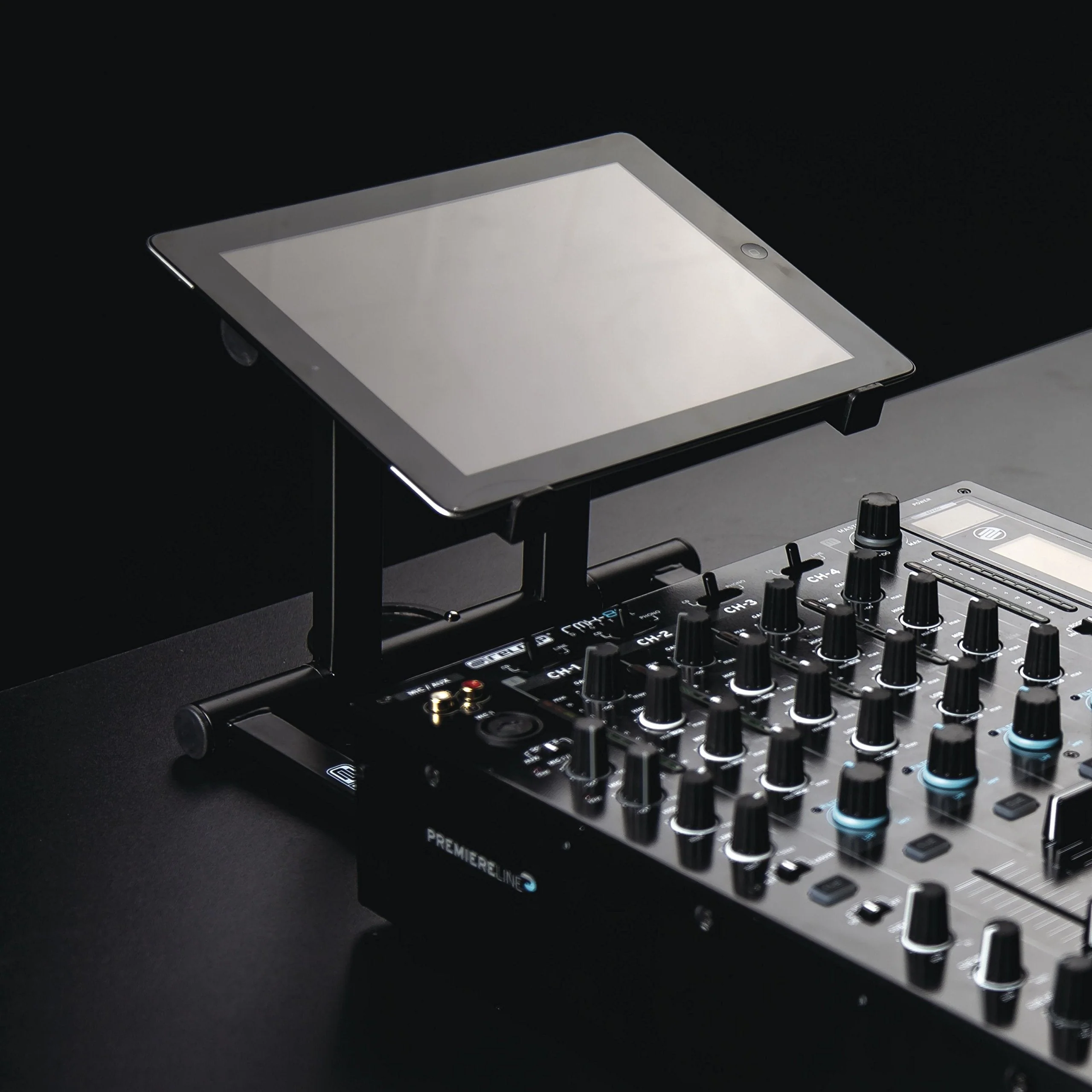 Reloop Modular Stand for Neon Performance Pad Controller - Image 4