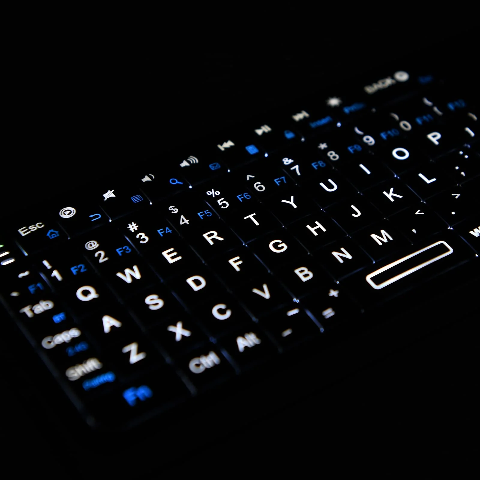 Rii K06 Mini Bluetooth Keyboard,Backlit 2.4GHz Wireless Keyboard with IR Learning, Portable Lightweight with Touchpad Compatible with Android TV Box/Mac/Windows/HTPC/IPTV (2.4G and Bluetooth) - Image 7