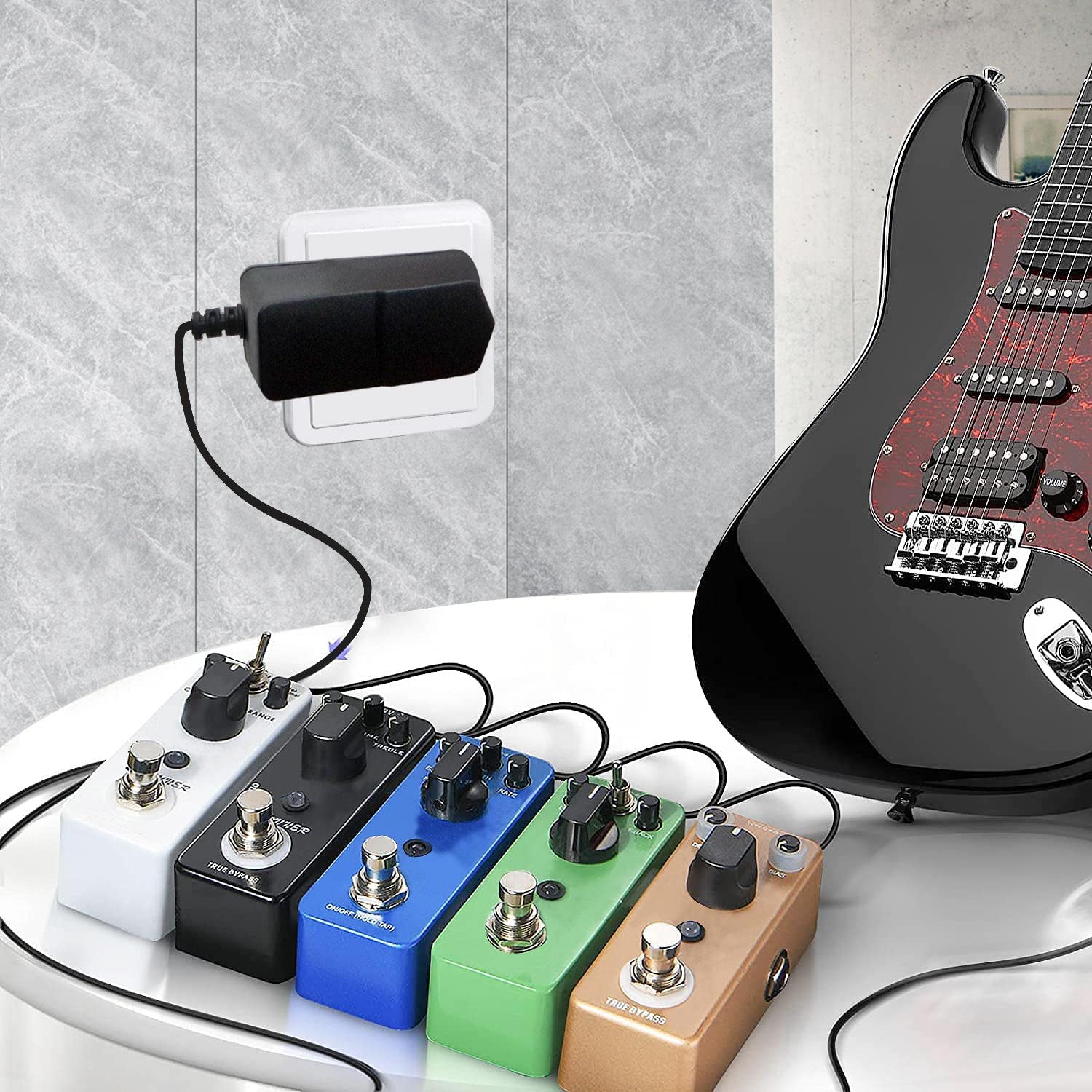 Rockhouse 9V DC 1A Guitar Pedal Power Supply Center Negative 9 Volt Adapter Power Cord with 6 Way Daisy Chain Cables for BOSS Guitar Effect Pedals - Image 2