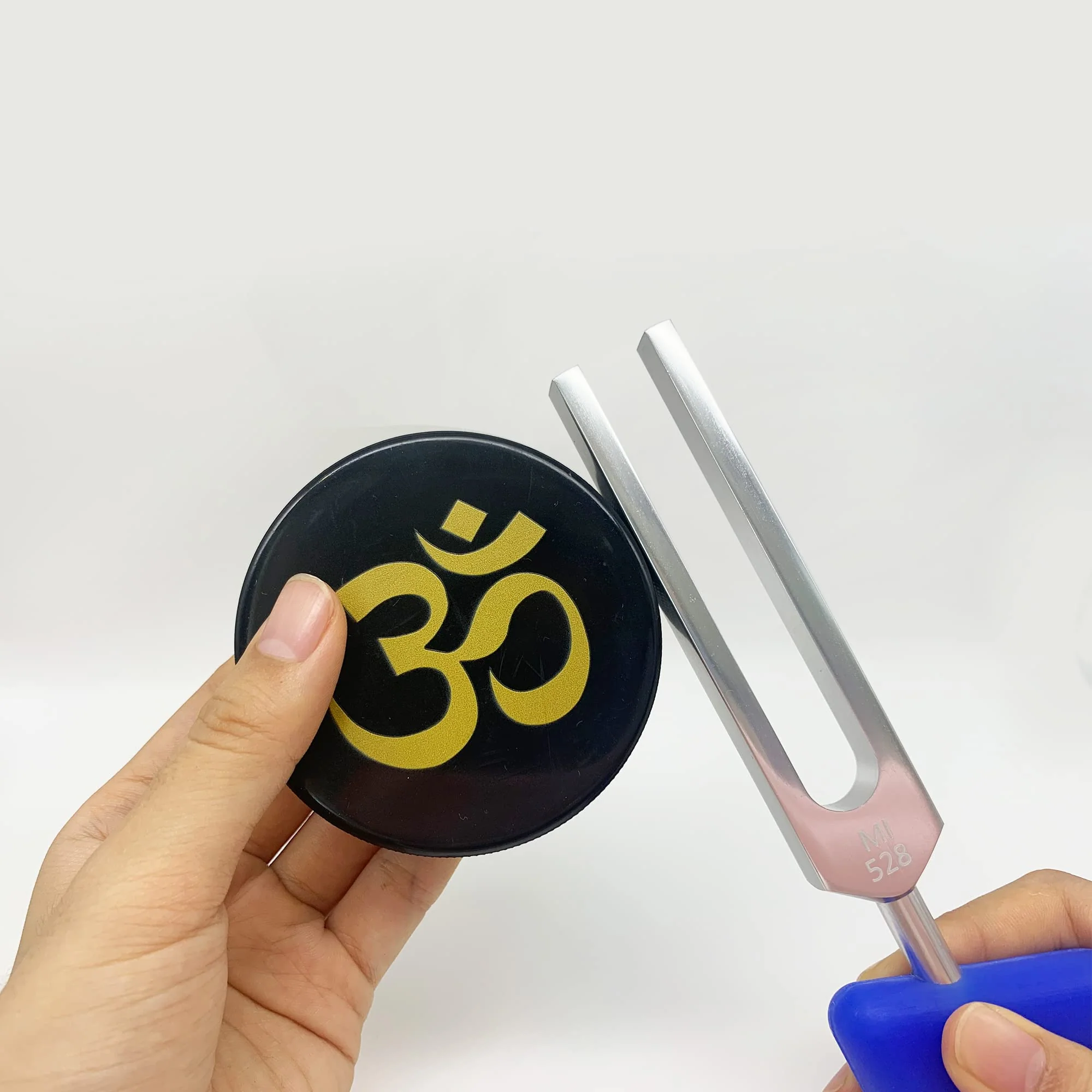 Rubber Tuning Fork Activator for Sound Healing, Maximum Vibration and Sustain Minimal Noise - Image 4