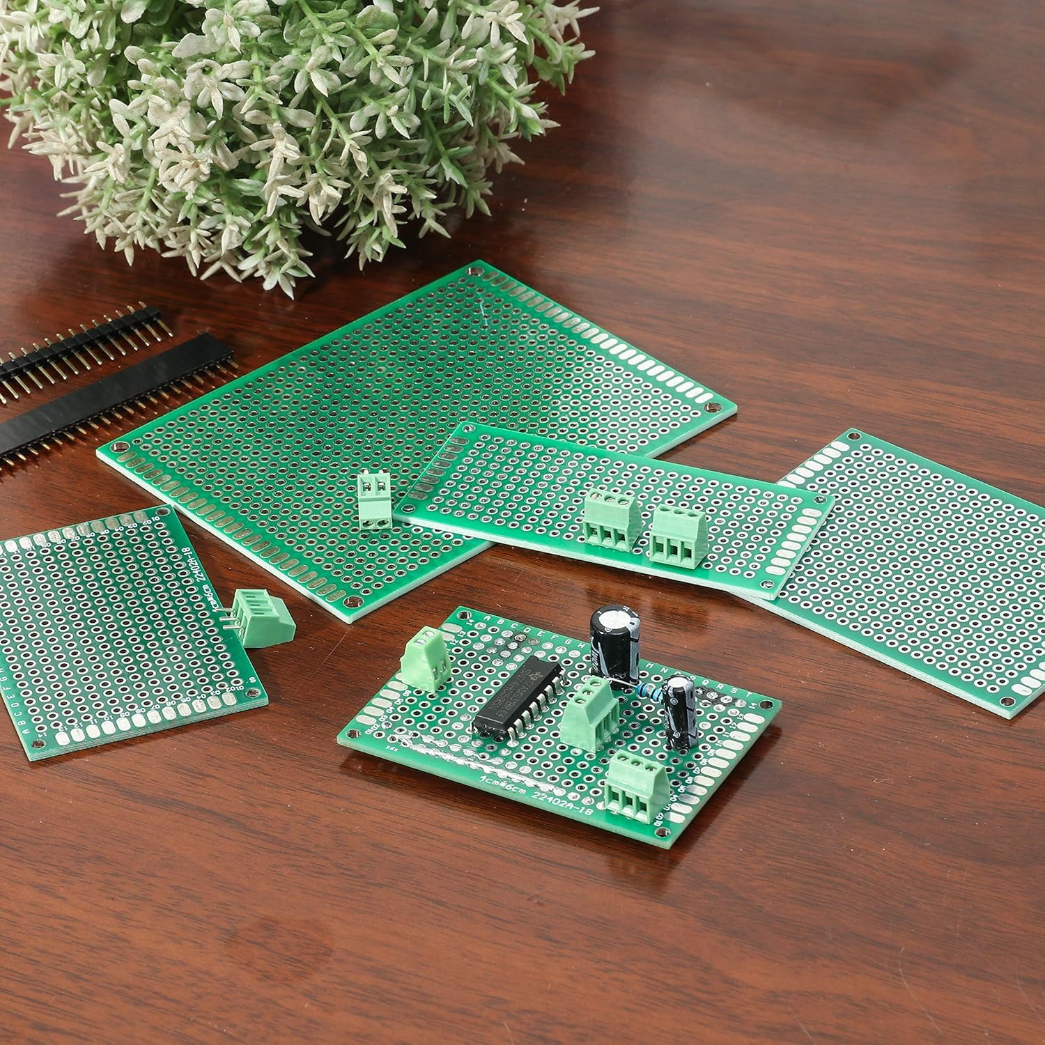 RUNCCI-YUN 82 Pieces PCB Board Kits Hole Grid Board Kit Double-Sided PCB Board PCB Board Prototype Double-Sided Circuit Boards for DIY Soldering, Compatible with Arduino Kit 19+24+25+14 - Image 6