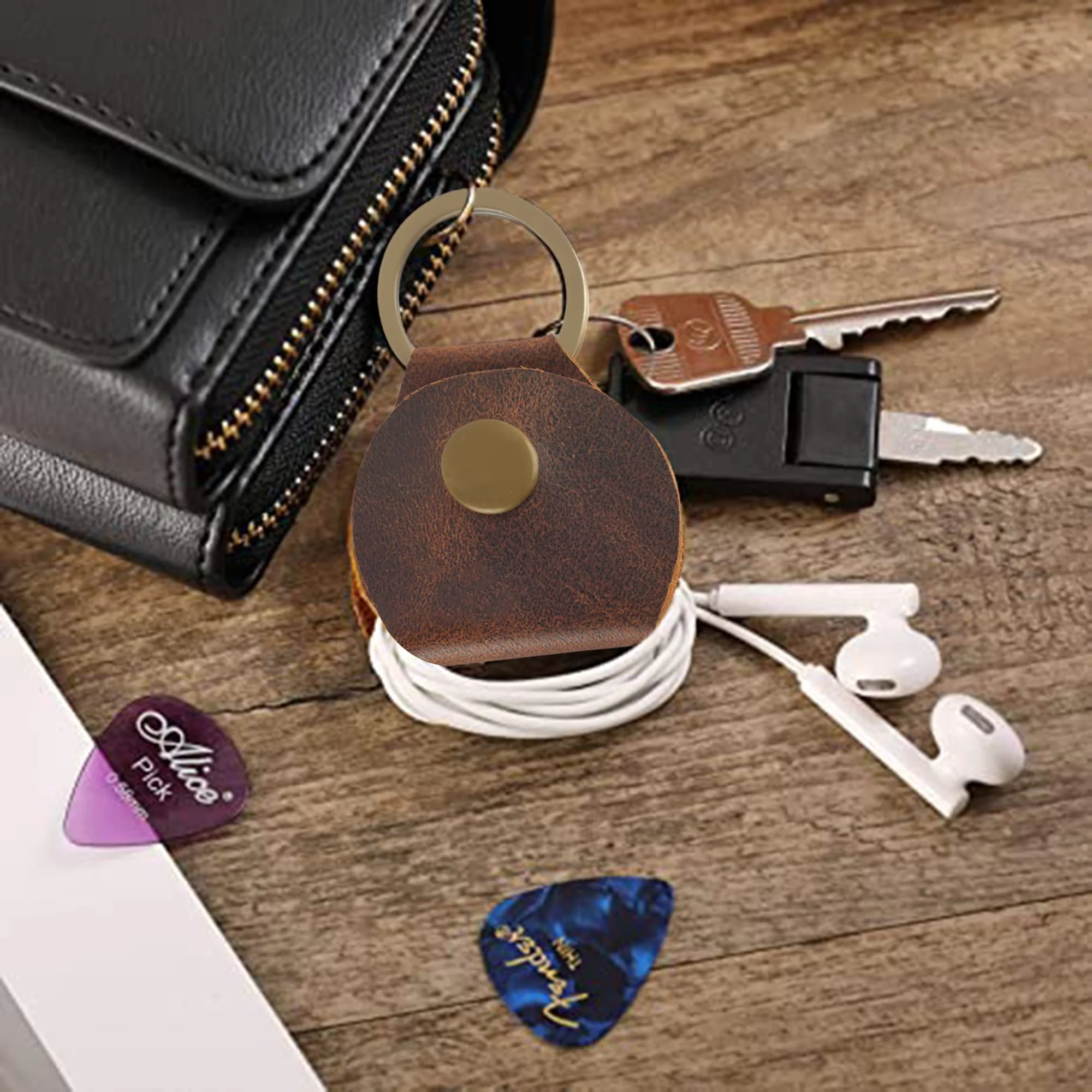 Rustic Leather Guitar Pick Holder, Keychain Key Organizer, Handmade :: Brown - Image 3