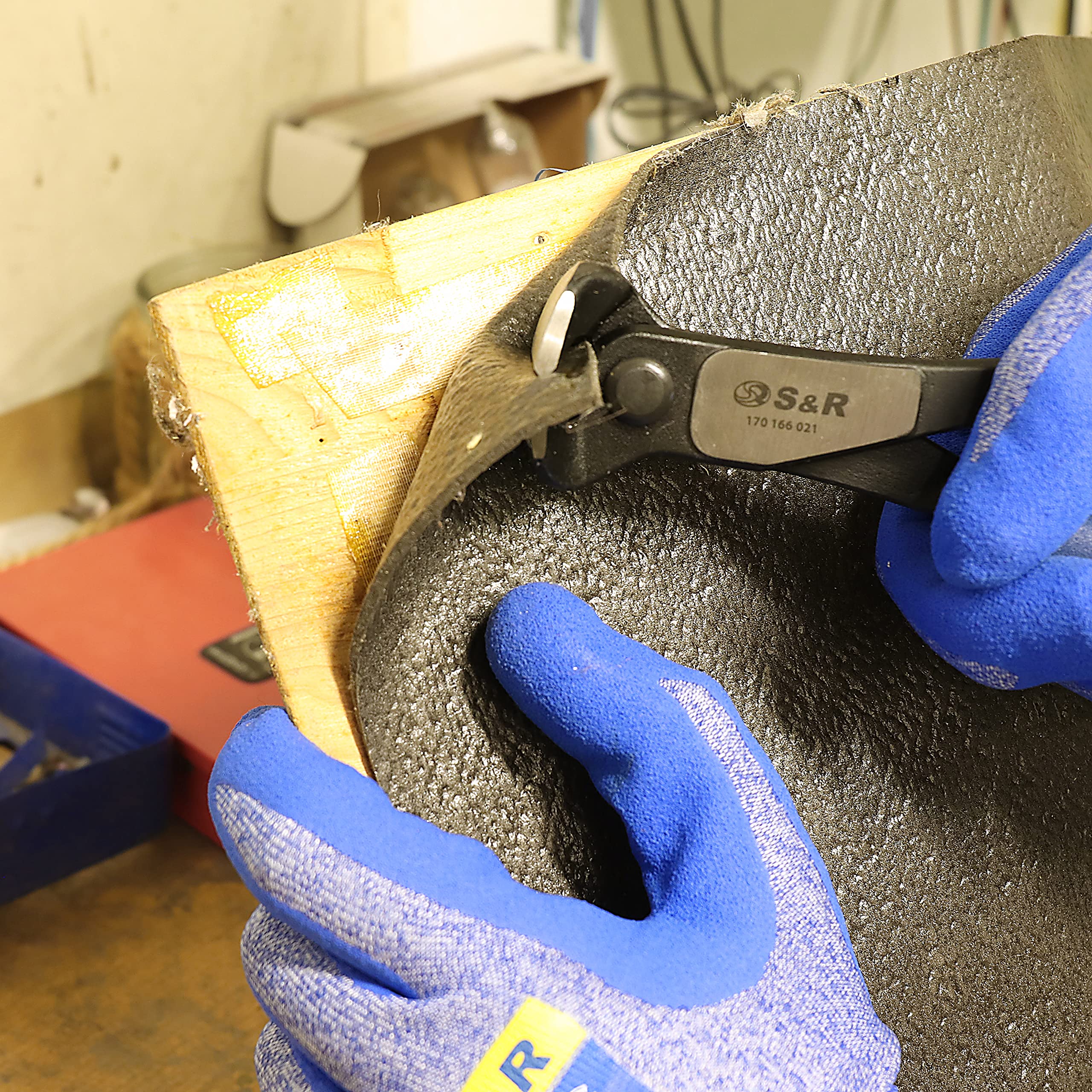 S&R Pincers, Wire Pliers, End Cutters 200 mm, Sharp Resistant Cutting Edges for Intensive Use, Heavy Duty 70C Steel, HRC 66 Hardness, Non-Slip Double Coated 2K Handles 20 cm - Image 6