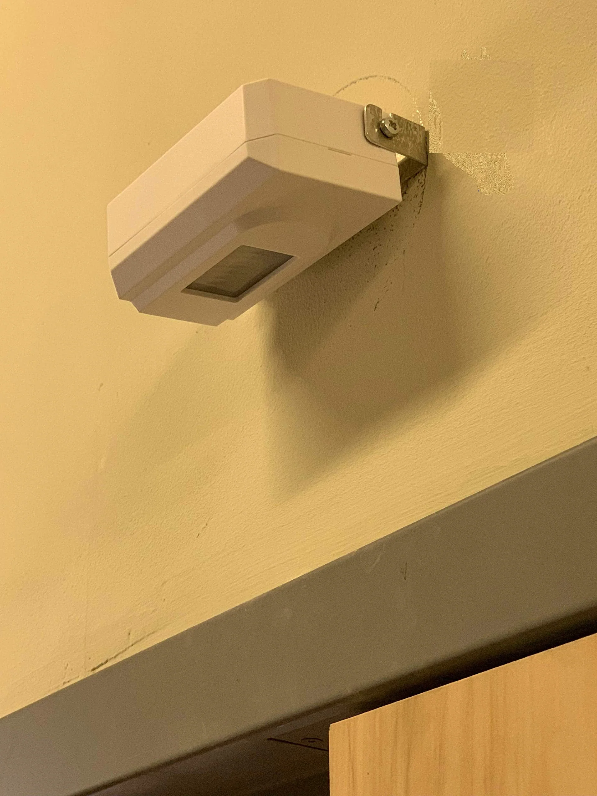 Safeguard Supply - Add-On Sensor ONLY for ERA Motion Chime- Simple to Use, Loud 4000' Range Wireless Motion Sensor Chime for Business, Wireless Entry Kit for Office, Business, Retail & Warehouse - Image 2