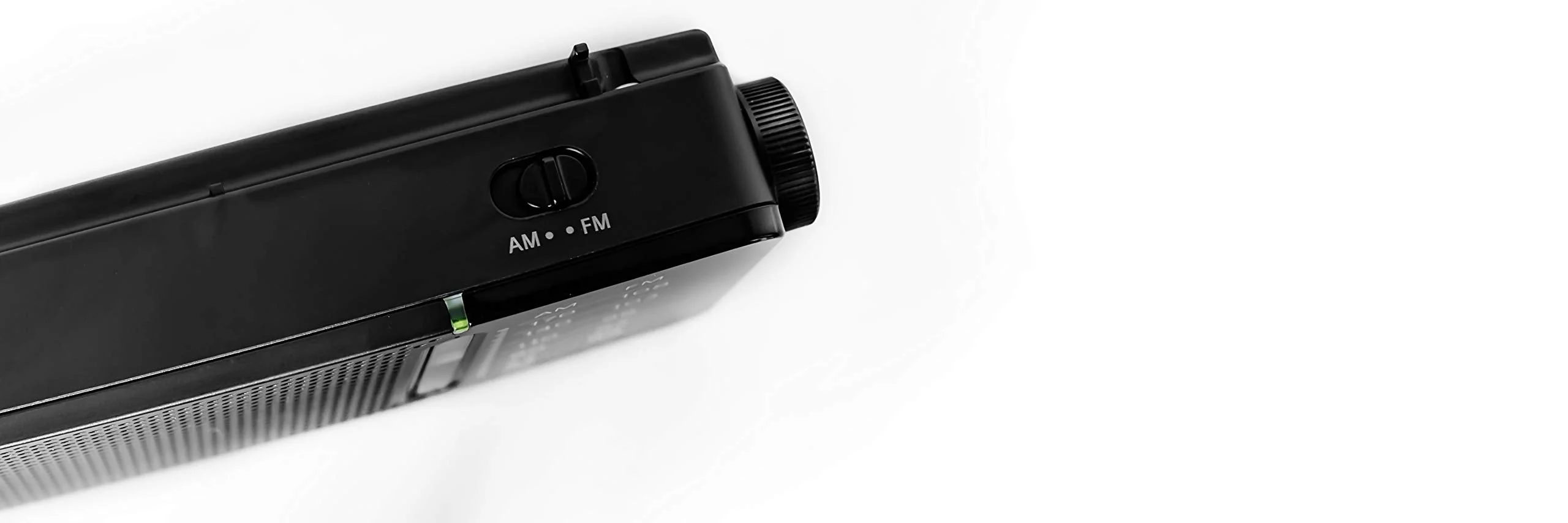 SANGEAN SR-36 AM/FM Pocket Radio (Black) - Image 9