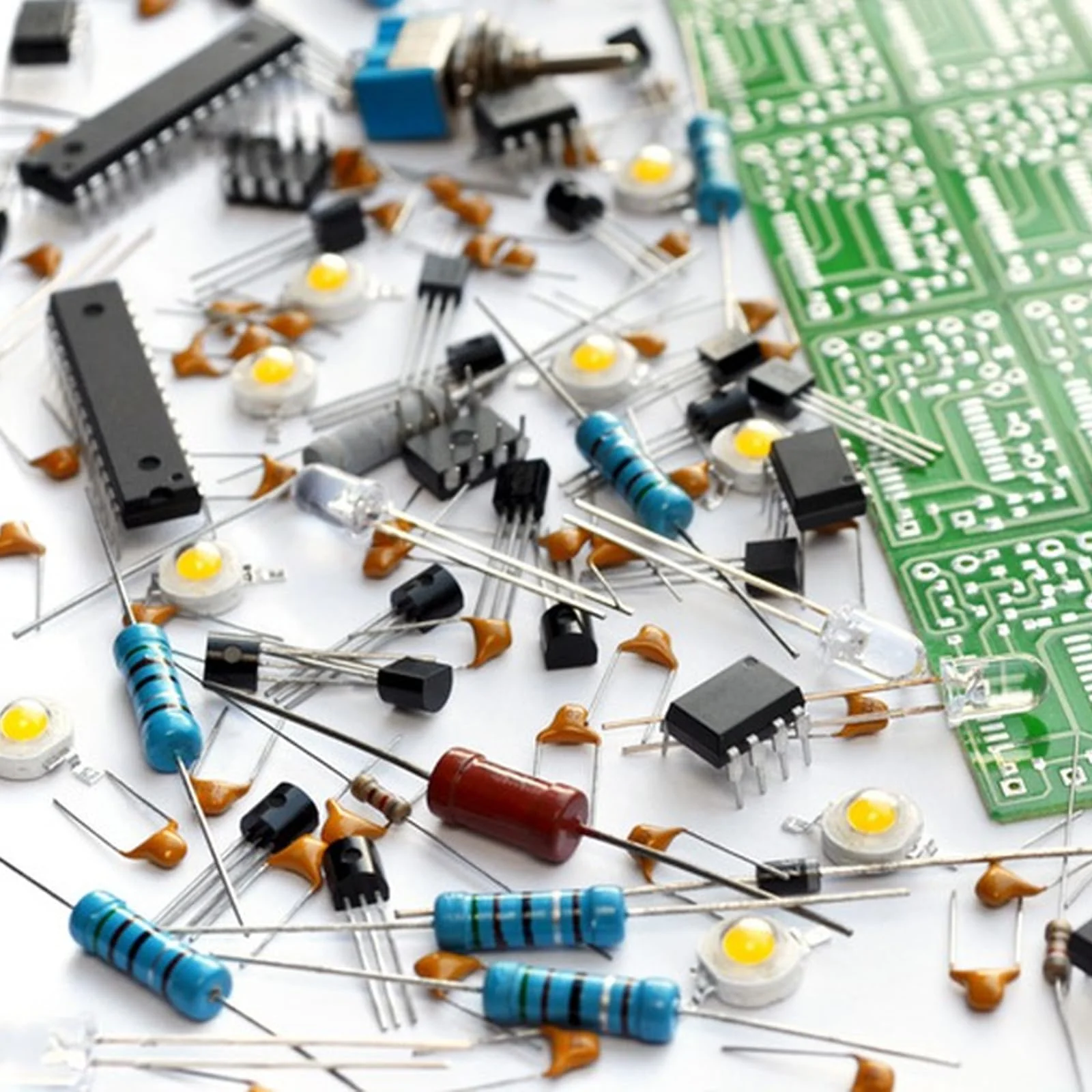 SCOOYUCK 100 pieces 330 Ω ohm resistor 1/4 W (0.25 W) 1% tolerance metal film resistors 330 ohm - Image 4