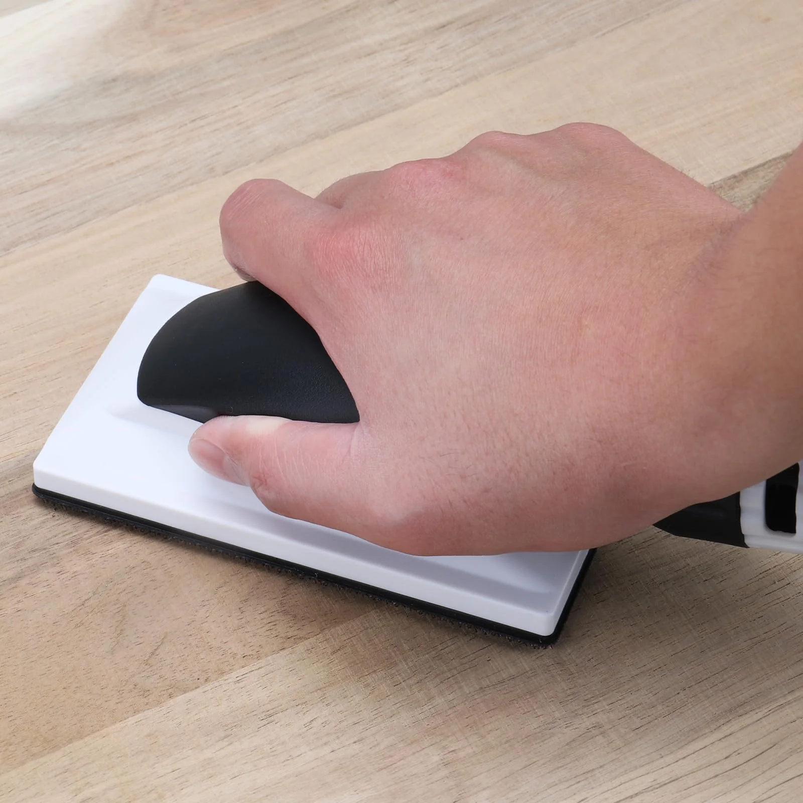Shineboc Sanding Block Handy with Grip and Suction for 70x125mm Sanding Strips, for Hand Sanding Filler Plaster Wood Dust-Free Sanding, Comes with 5 PCS of Mesh Sanding Sheets - Image 6