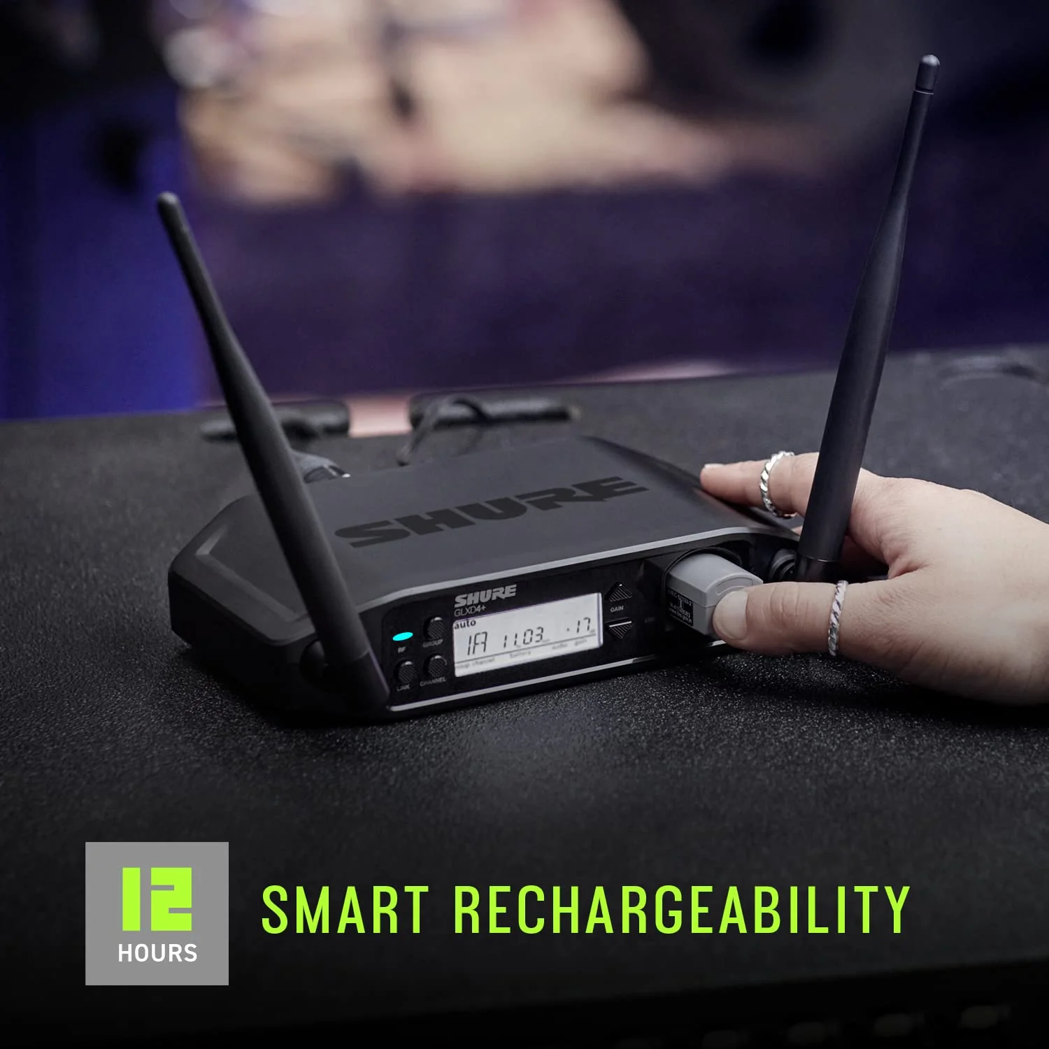 Shure GLX-D+ Dual Band Dual Band Omnidirectional 45-degree Antenna (2.4 and 5.8GHz), for use with GLXD+ Dual Band Digital Wireless Systems - Compatible with GLXD4R+ and GLXD+FM (UA8-2.4-5.8) - Image 5