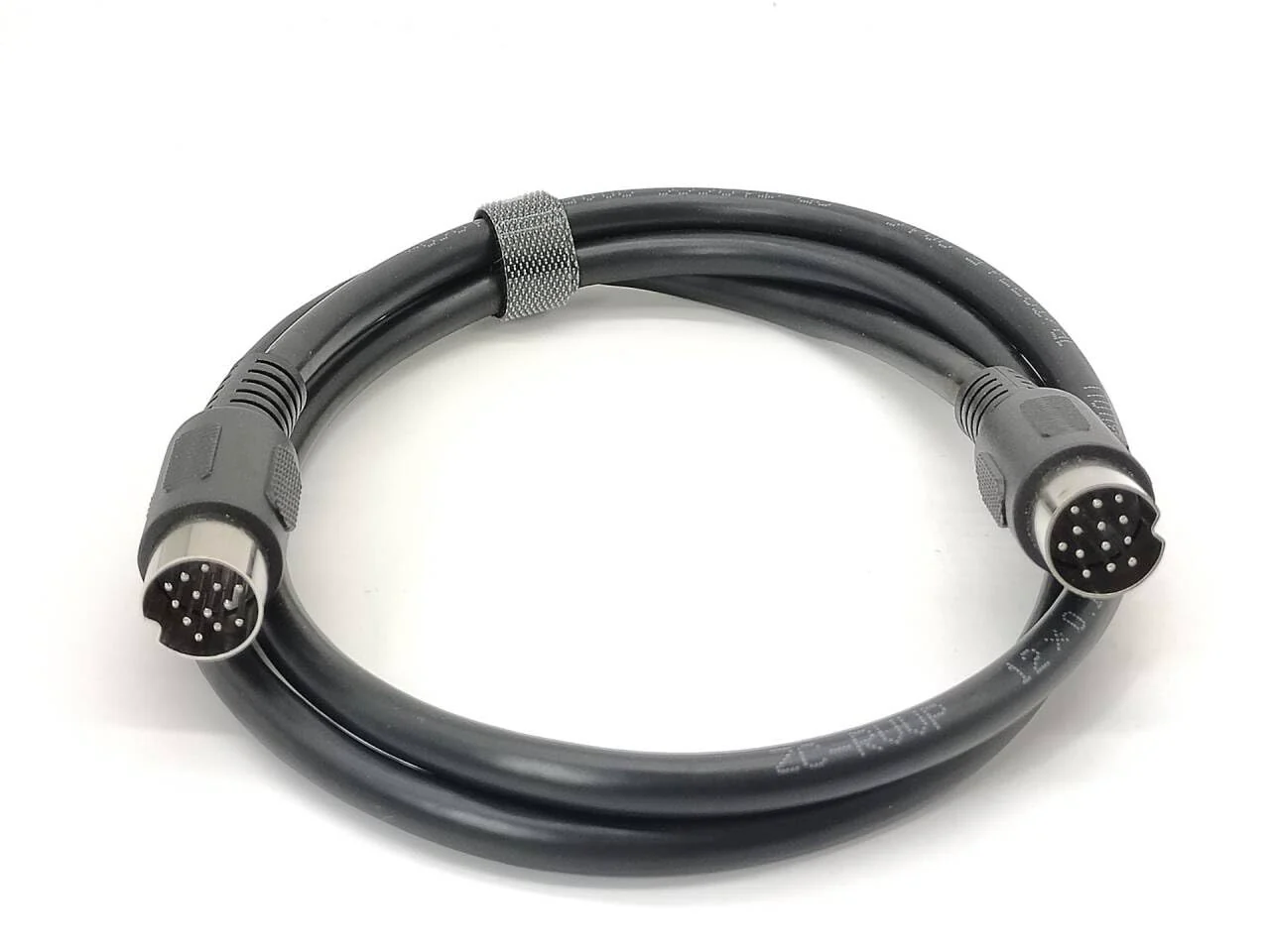 Straight 13-Pin MIDI Cable DIN Extended Cable 1 Meter for Car Cameras (Male to Male) Male to Male - Image 3