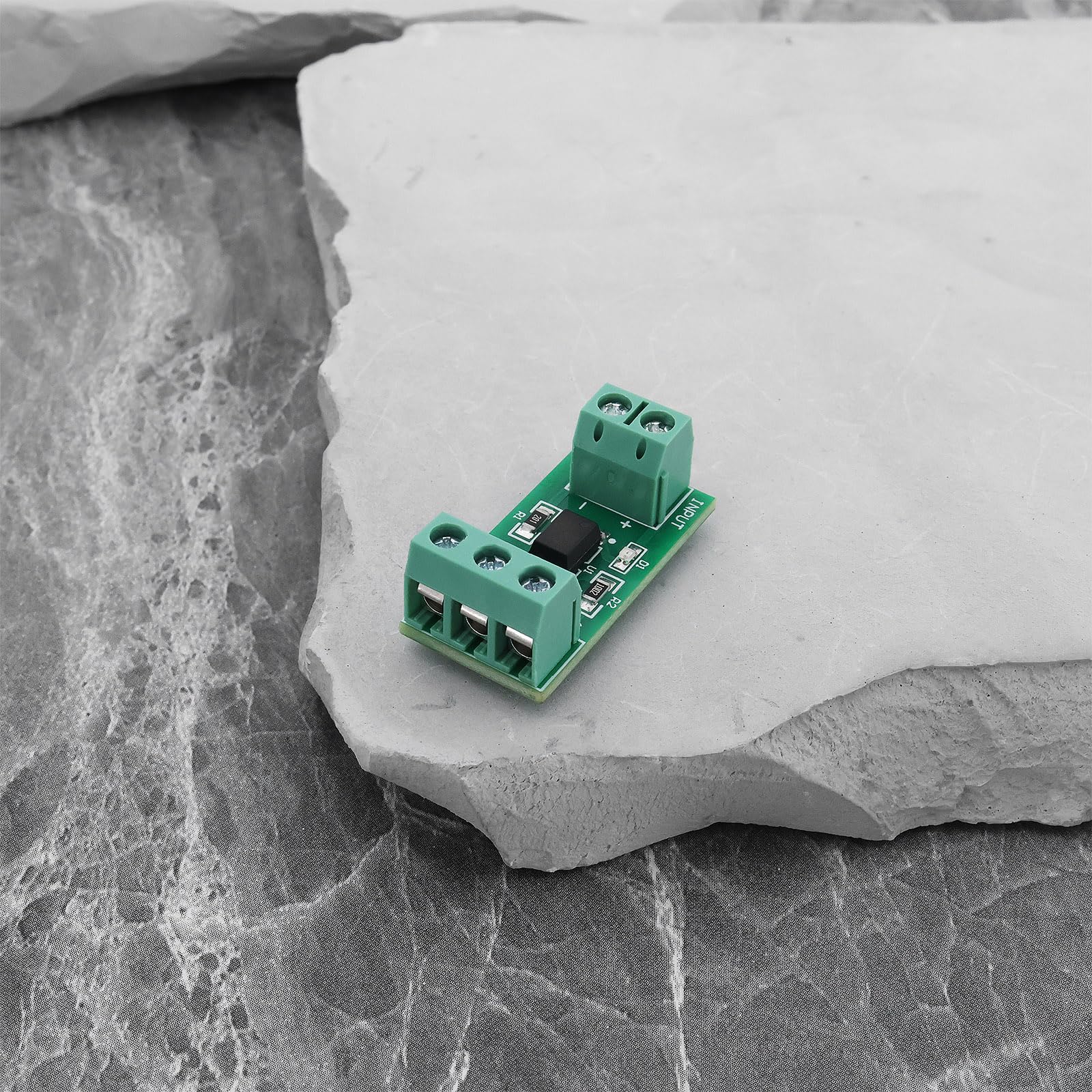 The Lord of the Tools 4X 1 Channel PC817 Optocoupler Isolation Module (3-5V) Suitable for Signal Isolation of Photoelectric Insulators 3-5 V - Image 6