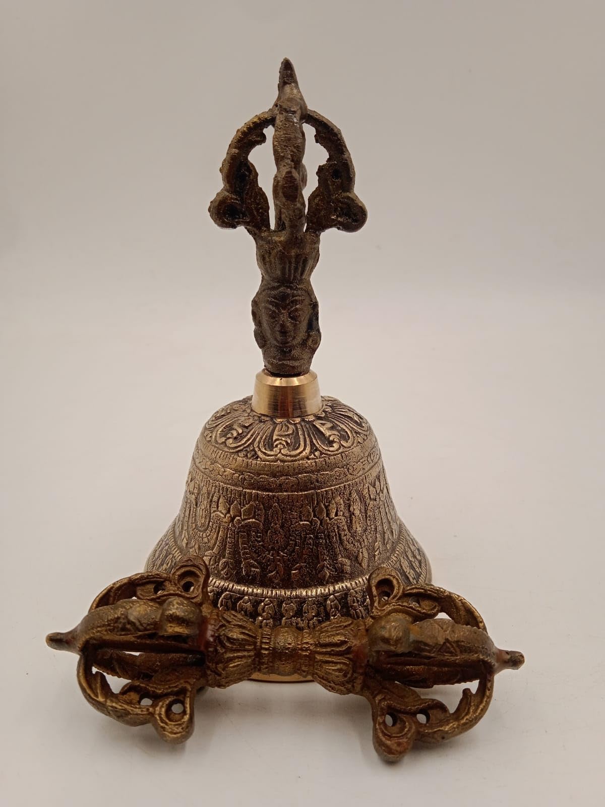 Tibetan Buddhist Meditation Bell and Dorje Set – Ritual Chime for Yoga, Mindfulness, Chakra Healing, and Spiritual Practices - Image 5
