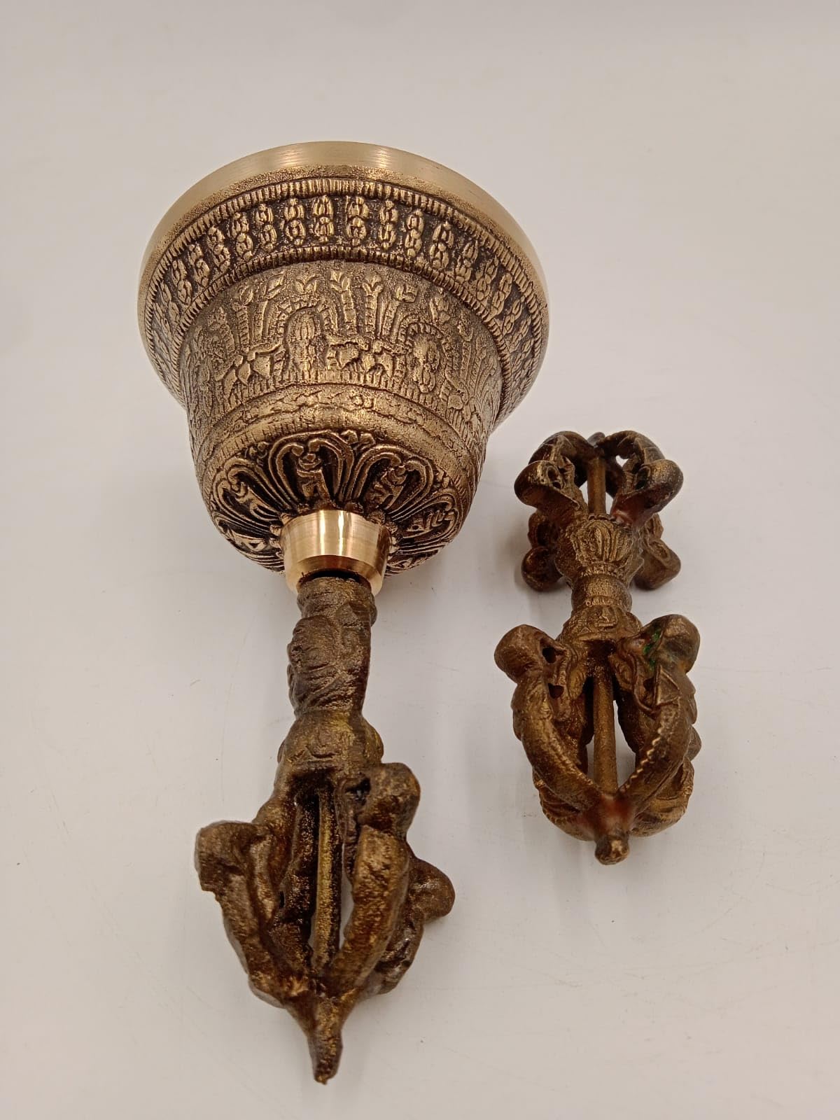Tibetan Buddhist Meditation Bell and Dorje Set – Ritual Chime for Yoga, Mindfulness, Chakra Healing, and Spiritual Practices - Image 7