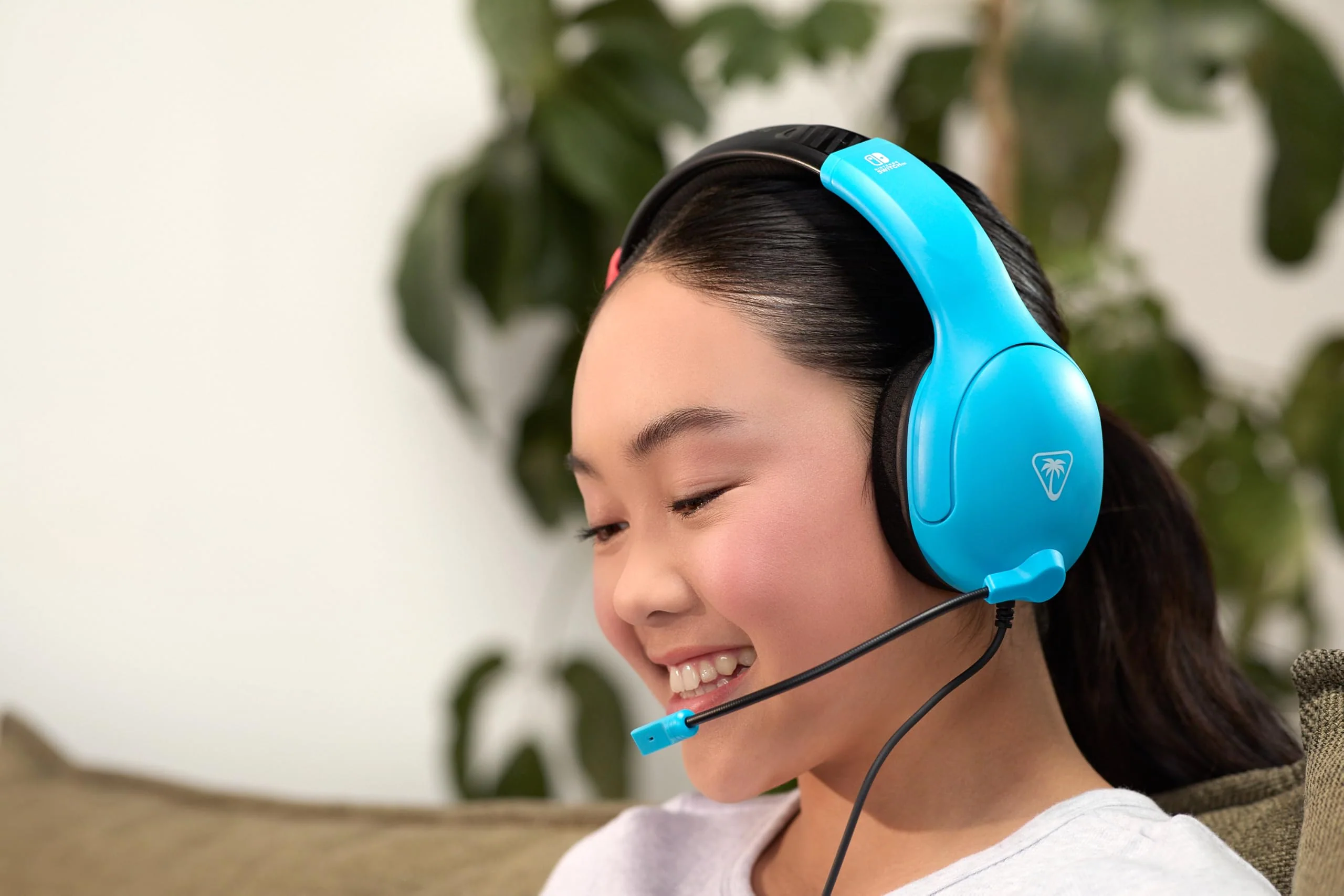 Turtle Beach Airlite Fit Wired Gaming Headset: Officially Licensed for Nintendo Switch, Nintendo Switch 2/Lite/OLED Model - Flip-to-Mute Mic, Over-Ear Comfort Cushions, 40mm Speakers - Neon Blue & Red - Image 9