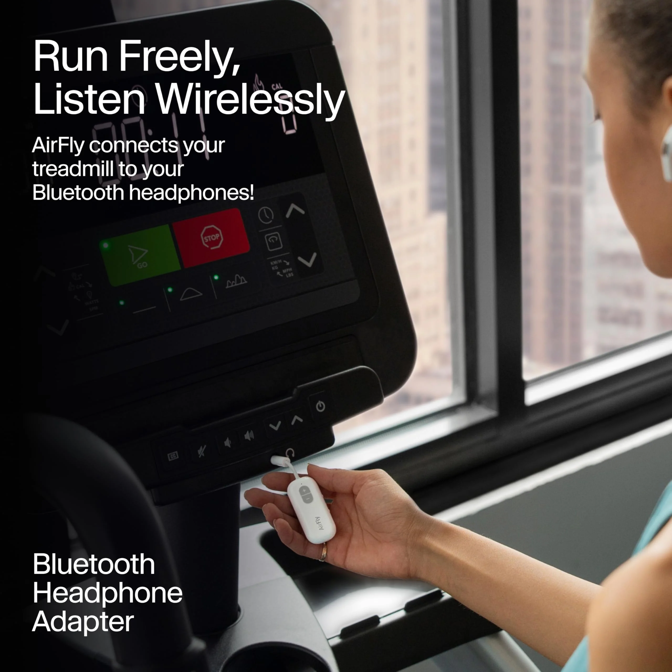Twelve South AirFly SE, Bluetooth Wireless Audio Transmitter for AirPods/Wireless or Noise-Cancelling Headphones; Use with Any 3.5 mm Audio Jack on Airplanes, Gym Equipment or iPad/Tablets (Black) Black - Image 7