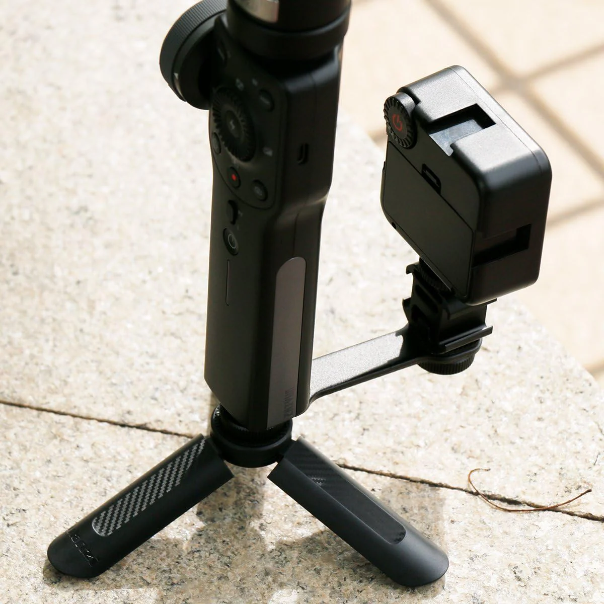 ULANZI PT-3 Triple Cold Shoe Mounts Plate Microphone Led Video Light Extension Bracket Microphone Stand Rig Compatible for DJI OSMO Mobile 3 2 OM 4 Zhiyun Smooth 4/Feiyu Vimble 2 Gimbal Stabilizer - Image 5