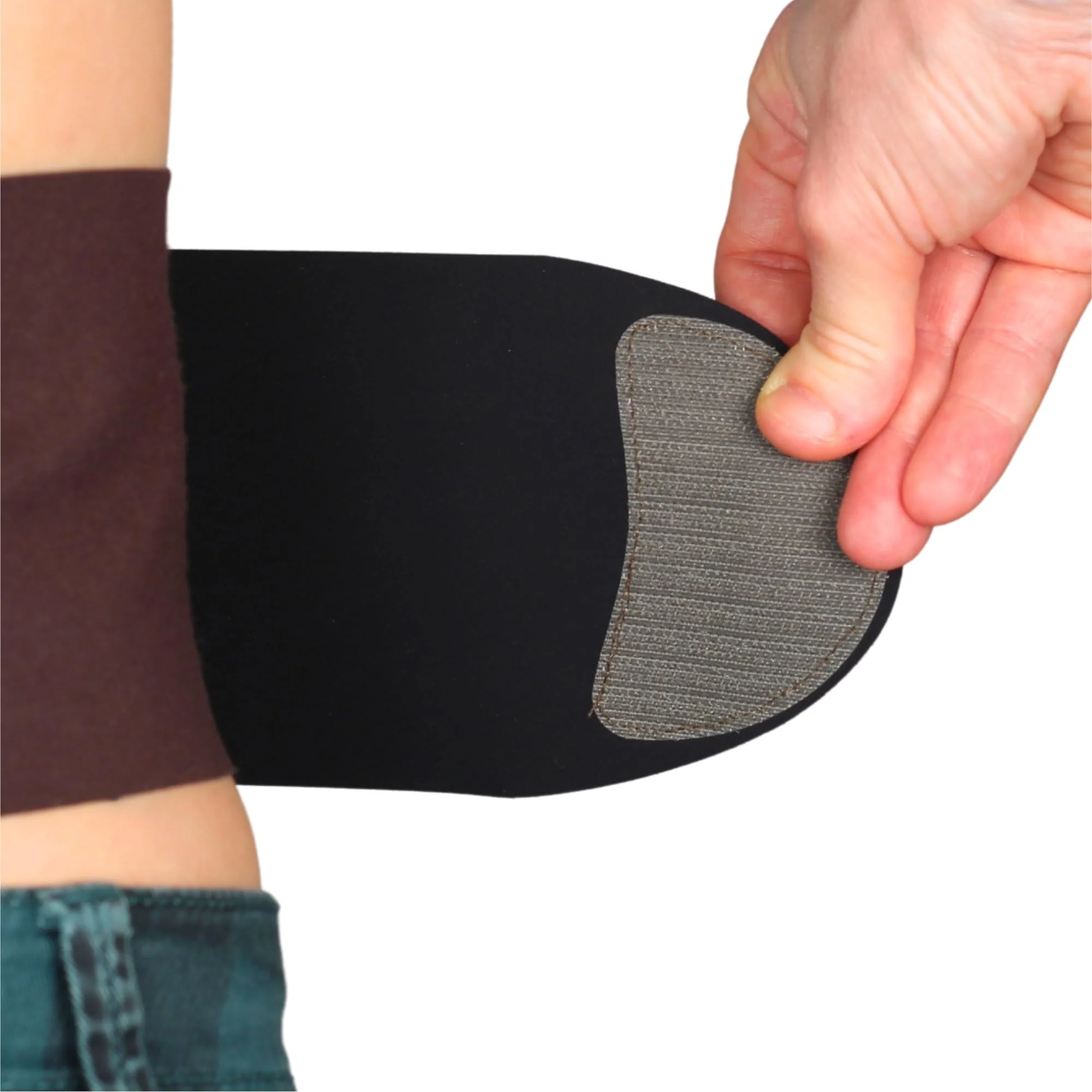 URSA Waist Strap - Ultra Slim, Breathable & Stretchy Microphone Transmitter Straps. Compatible with Most Transmitter/Receivers (Brown, Medium Waist - Big Pouch) - Image 9