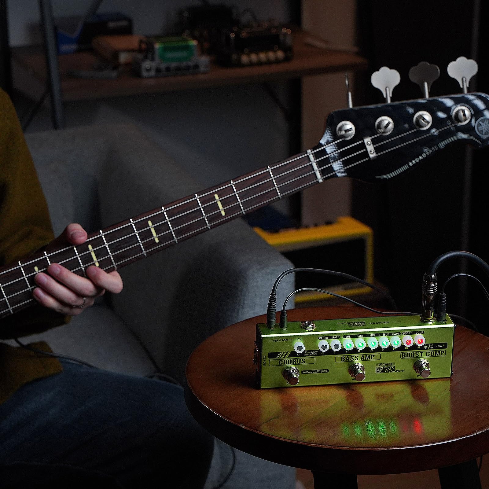 Valeton MES-2 Dapper Bass Mini Effect Strip - Image 8
