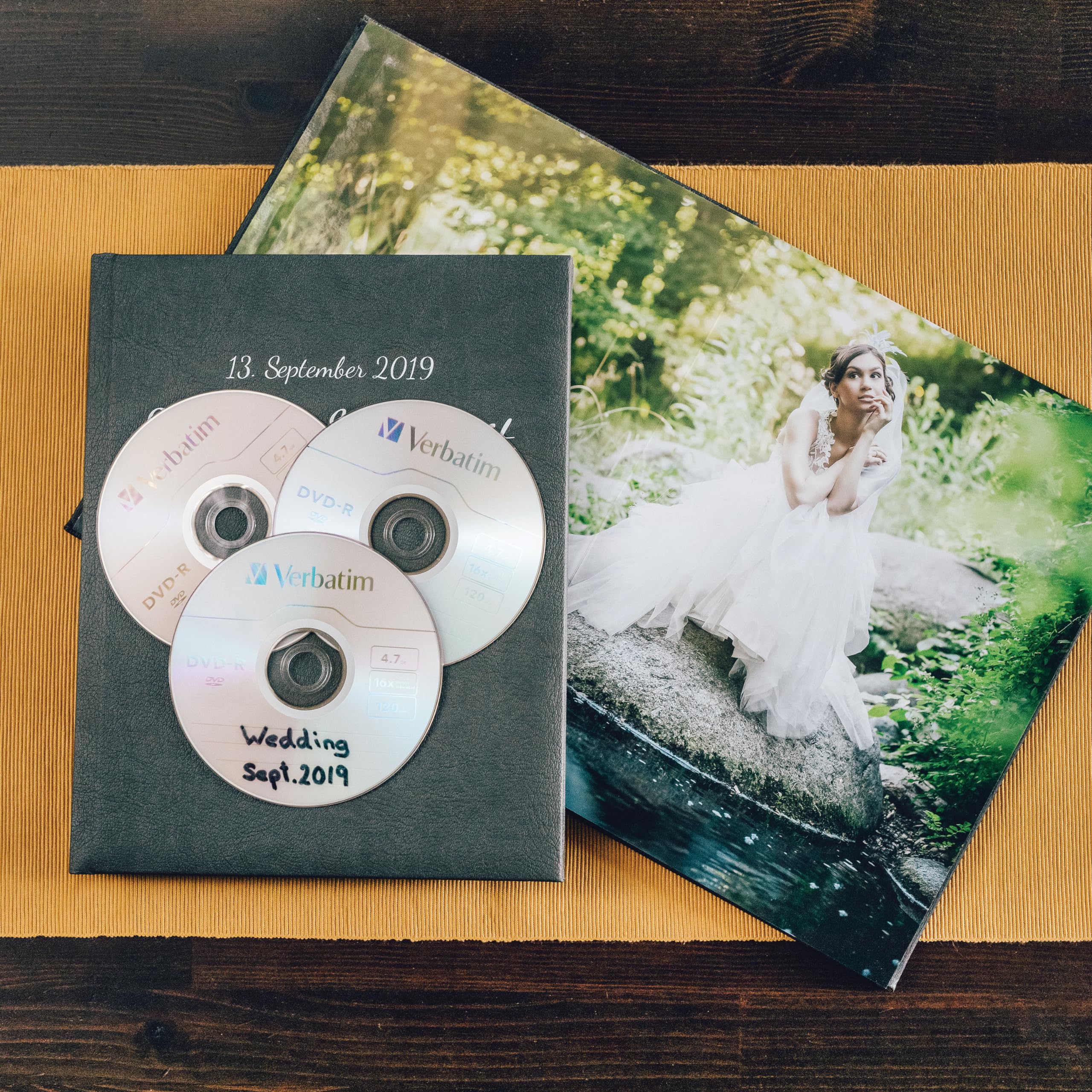 Verbatim DVD-R Blank Discs AZO Dye 4.7GB 16X Recordable Disc - 10 Pack Wrap Silver 10pk Wrap Standard Packaging - Image 5