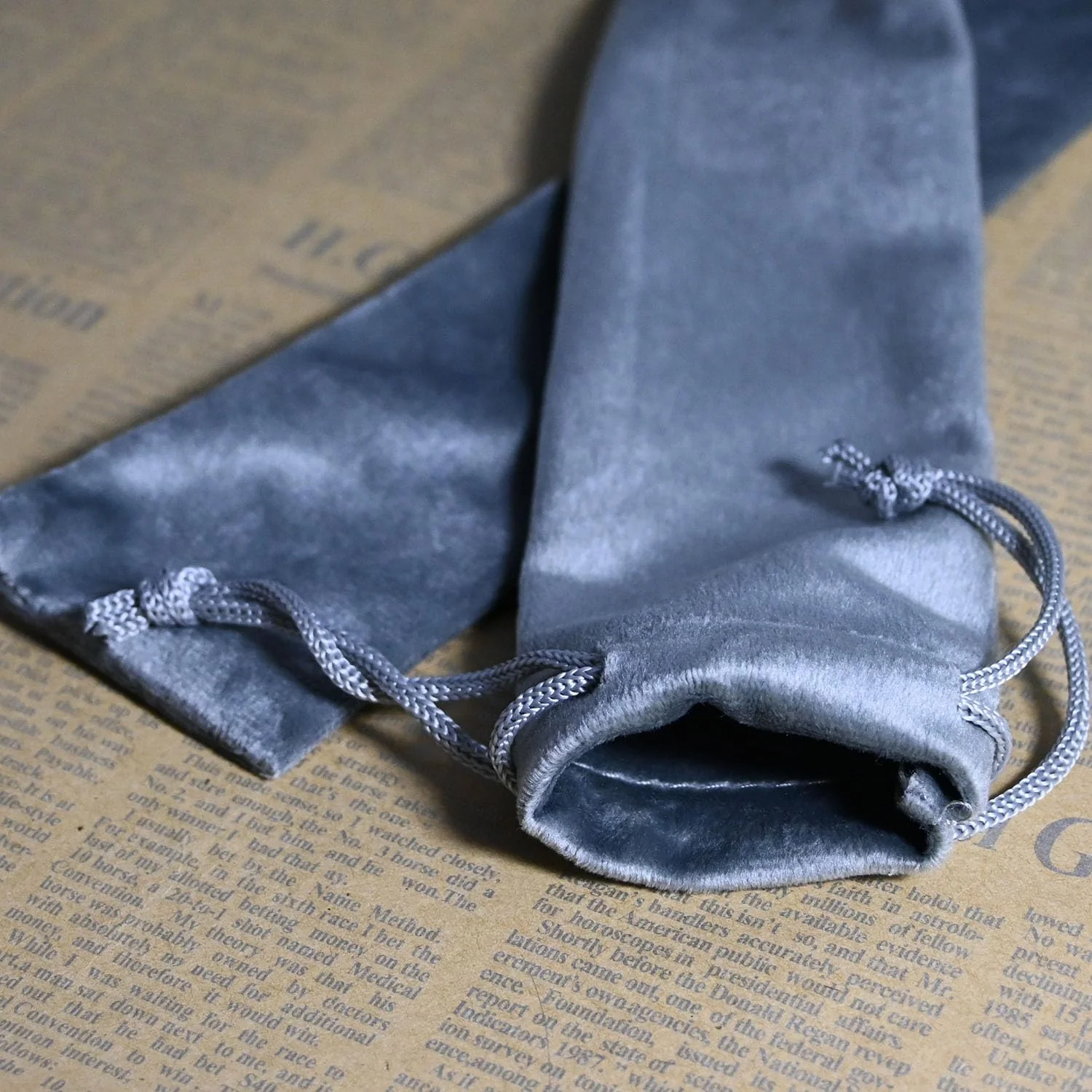 Violin Bow Velvet Bag for Single Violin/Viola/Cello Bow Protection Case Dust Cover 4/4 Full Size Grey - Image 2