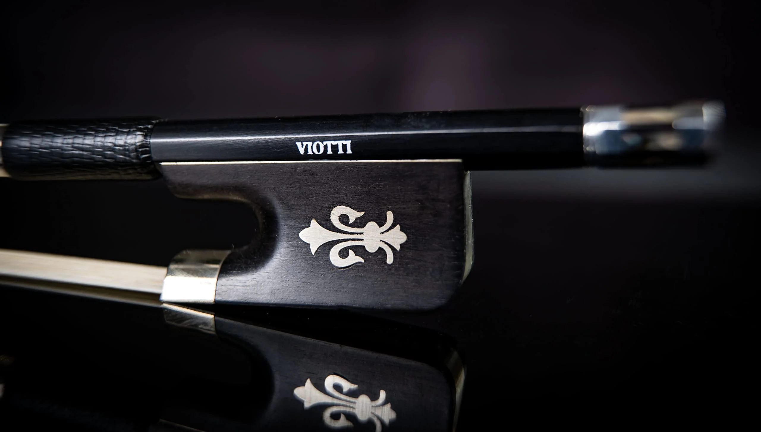 Viotti Carbon Fiber Viola Bow, Hand Crafted by Professional Bow Makers, Strong, Stiff & Well Balanced, Made with Mongolian Horse Hair, for Violist of All Skill Levels (Fleur de lis) Fleur de lis - Image 7
