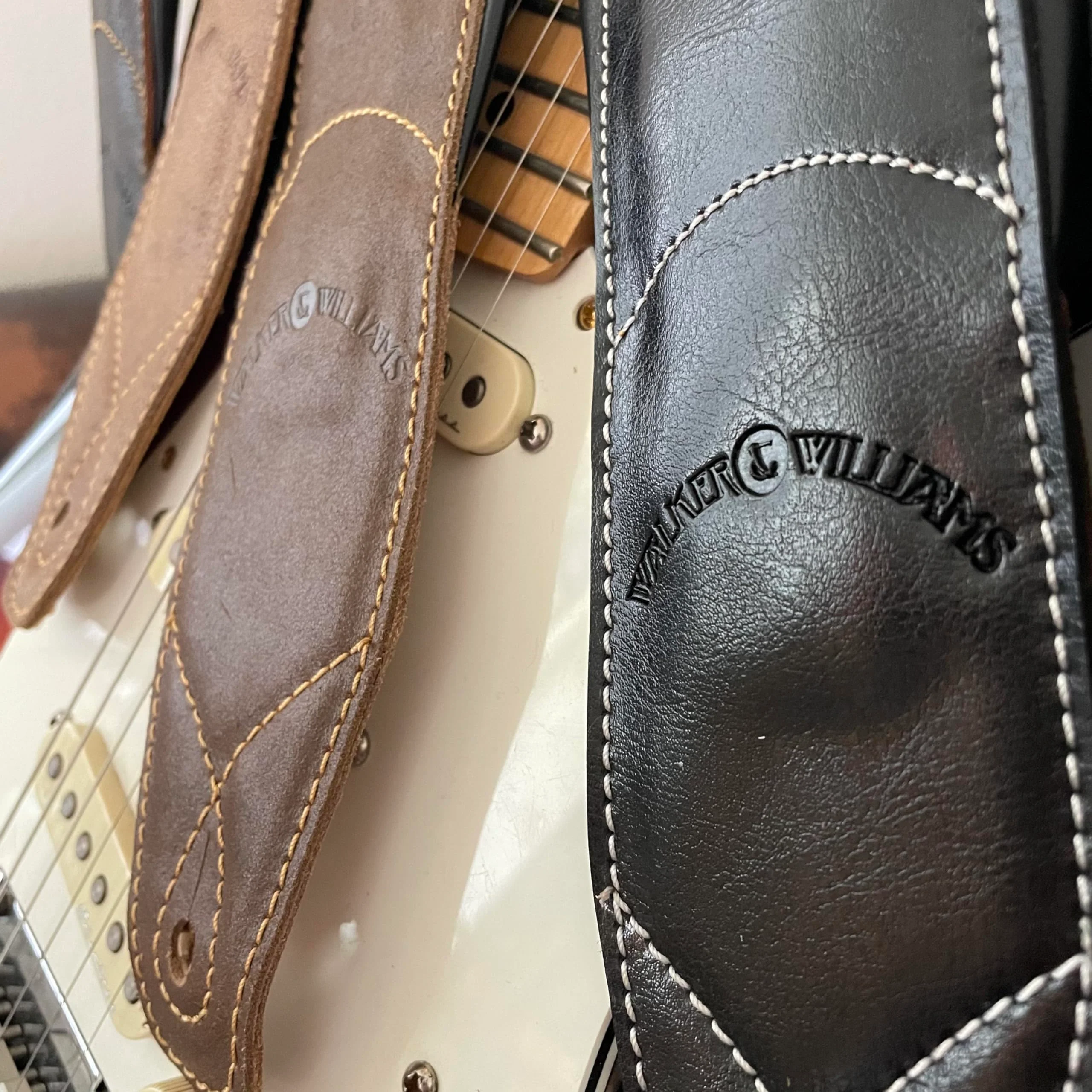 Walker And Williams C-22-DBLK Distressed Black Finish Extra Wide Double Padded Premium Thick Top Grain Leather Guitar Strap For Acoustic, Electric, And Bass Guitars - Image 3