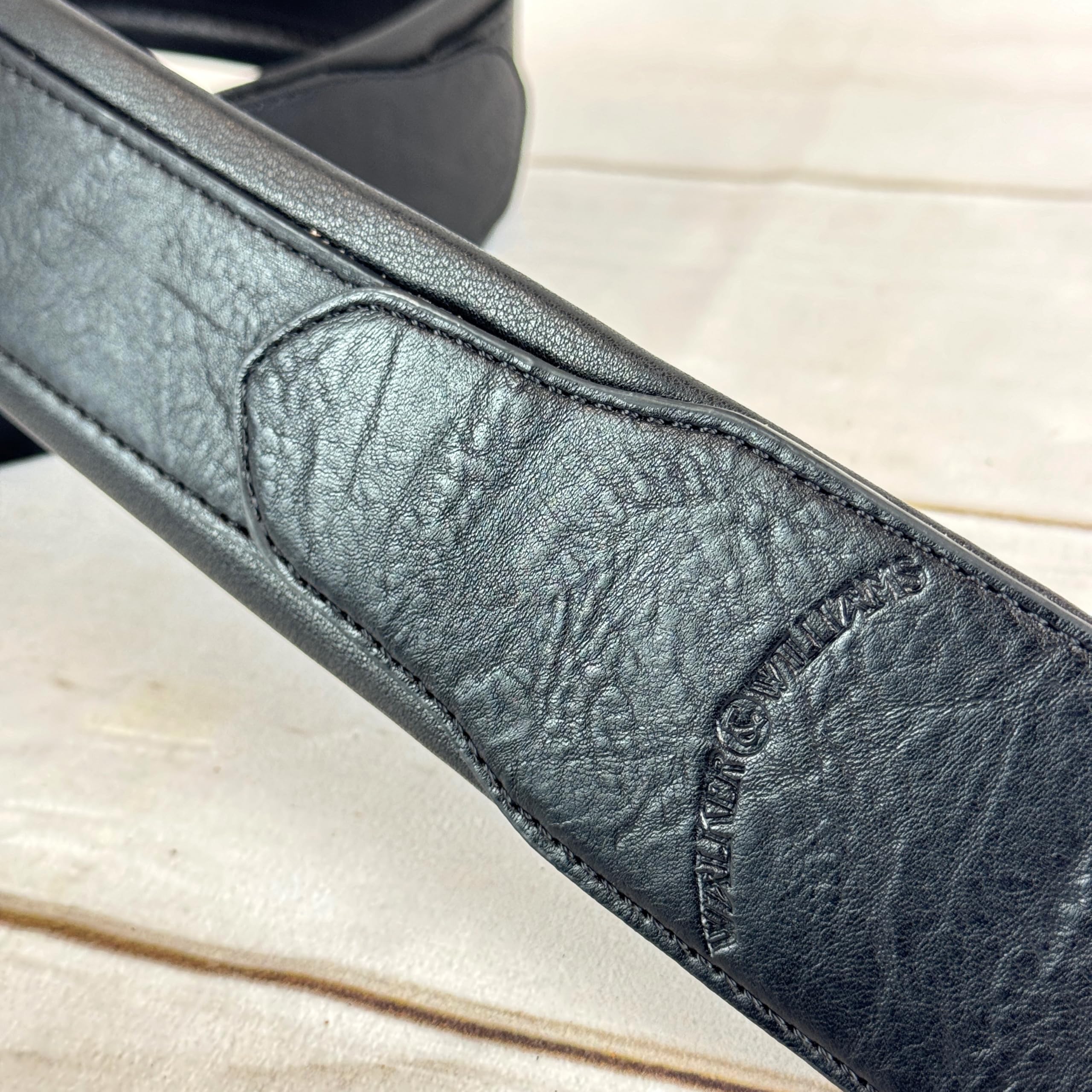 Walker & Williams G-105 Black on Black 2' Wide Guitar Strap with Padded Glove Leather Back For Acoustic, Electric, And Bass Guitars - Image 5