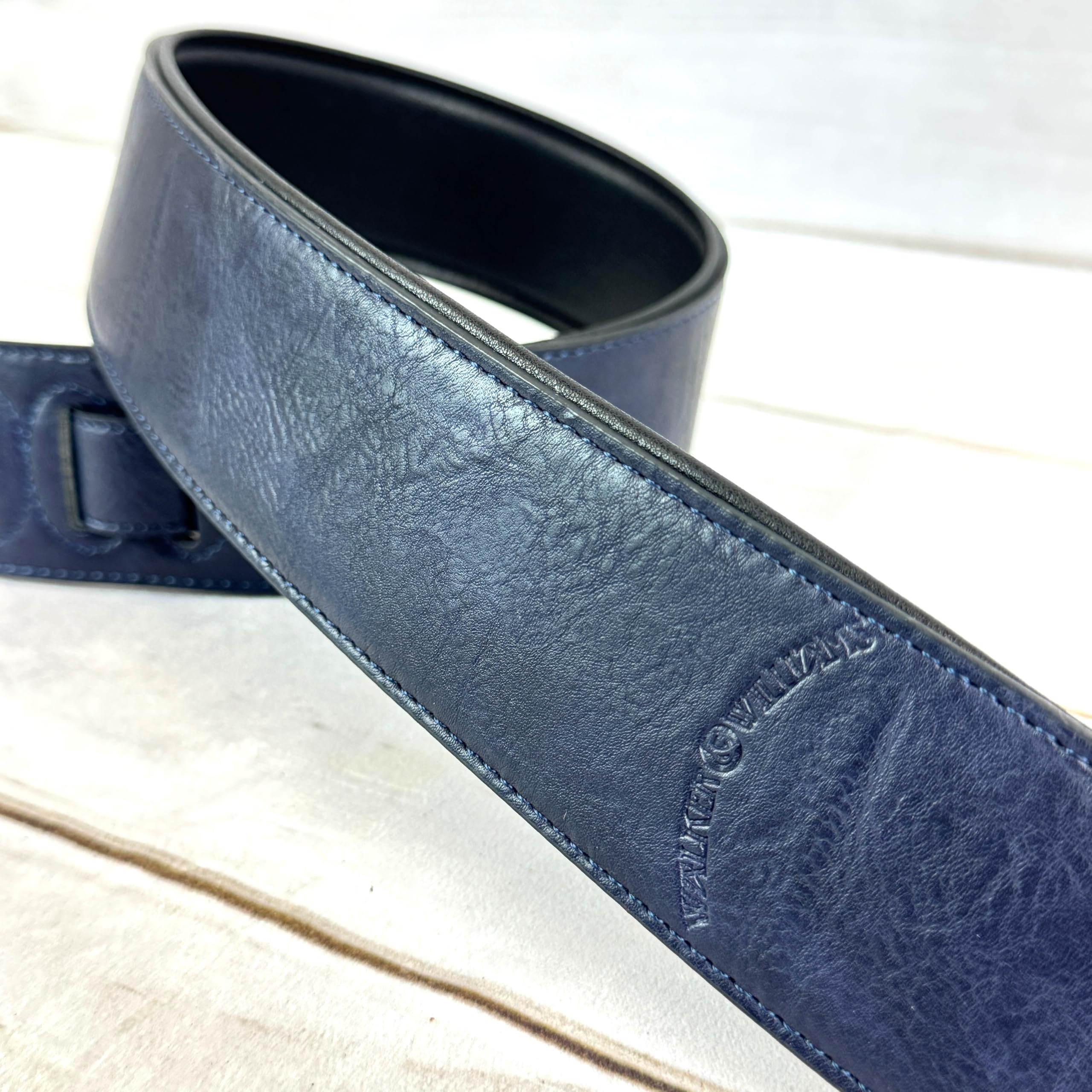 Walker & Williams G-52 Navy Blue Handmade Soft Natural Finish Guitar Strap with Padded Glove Leather Back, And Squared Nose For Acoustic, Electric, And Bass Guitars - Image 4