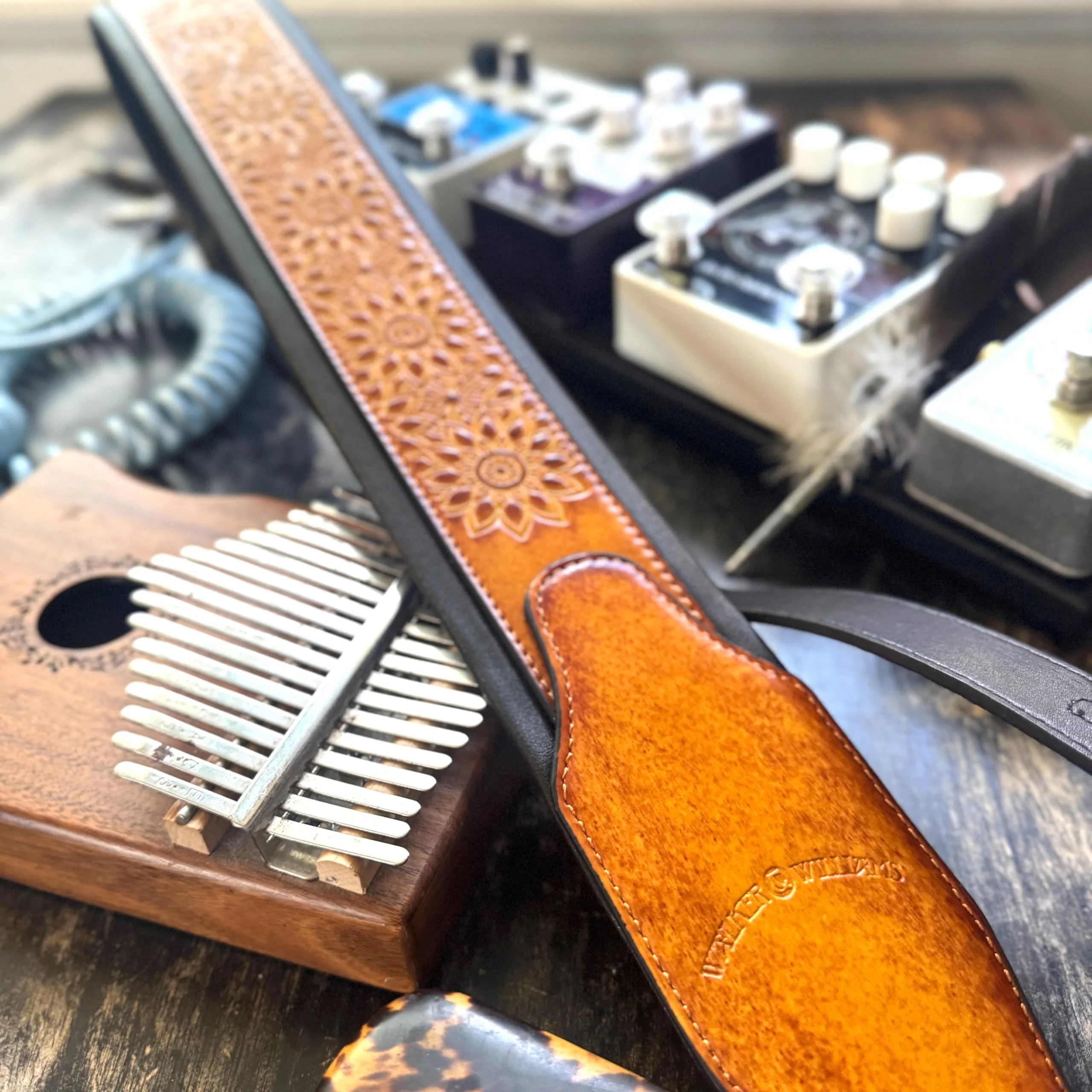 Walker & Williams GB-34 Latigo Tan Padded Leather Strap with Zodiac Star Pattern For Acoustic, Electric, And Bass Guitars - Image 2