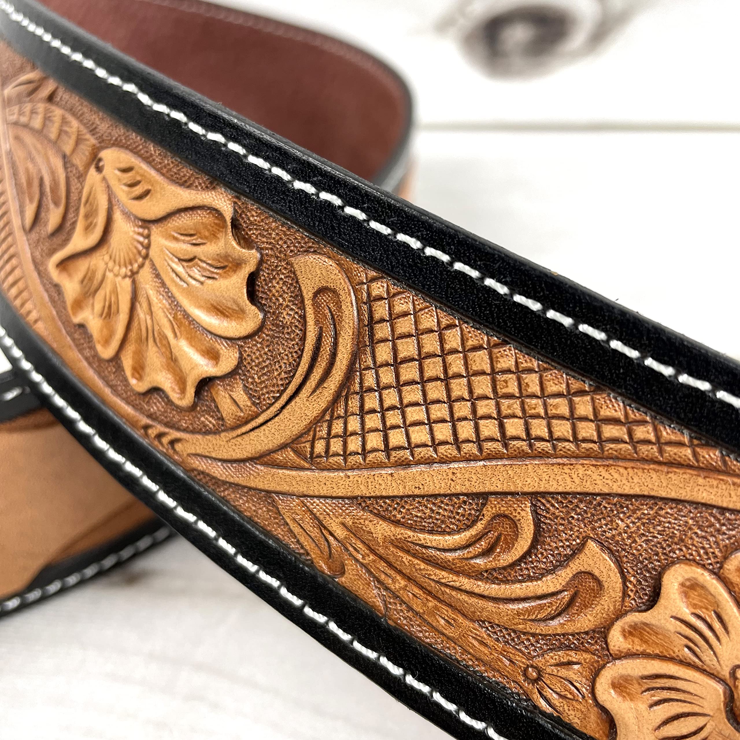 Walker & Williams LC-11 Handmade Super Premium Leather Guitar Strap with Hand Carved Live Oak Pattern And Peccary Backing For Acoustic, Electric, And Bass Guitars - Image 6