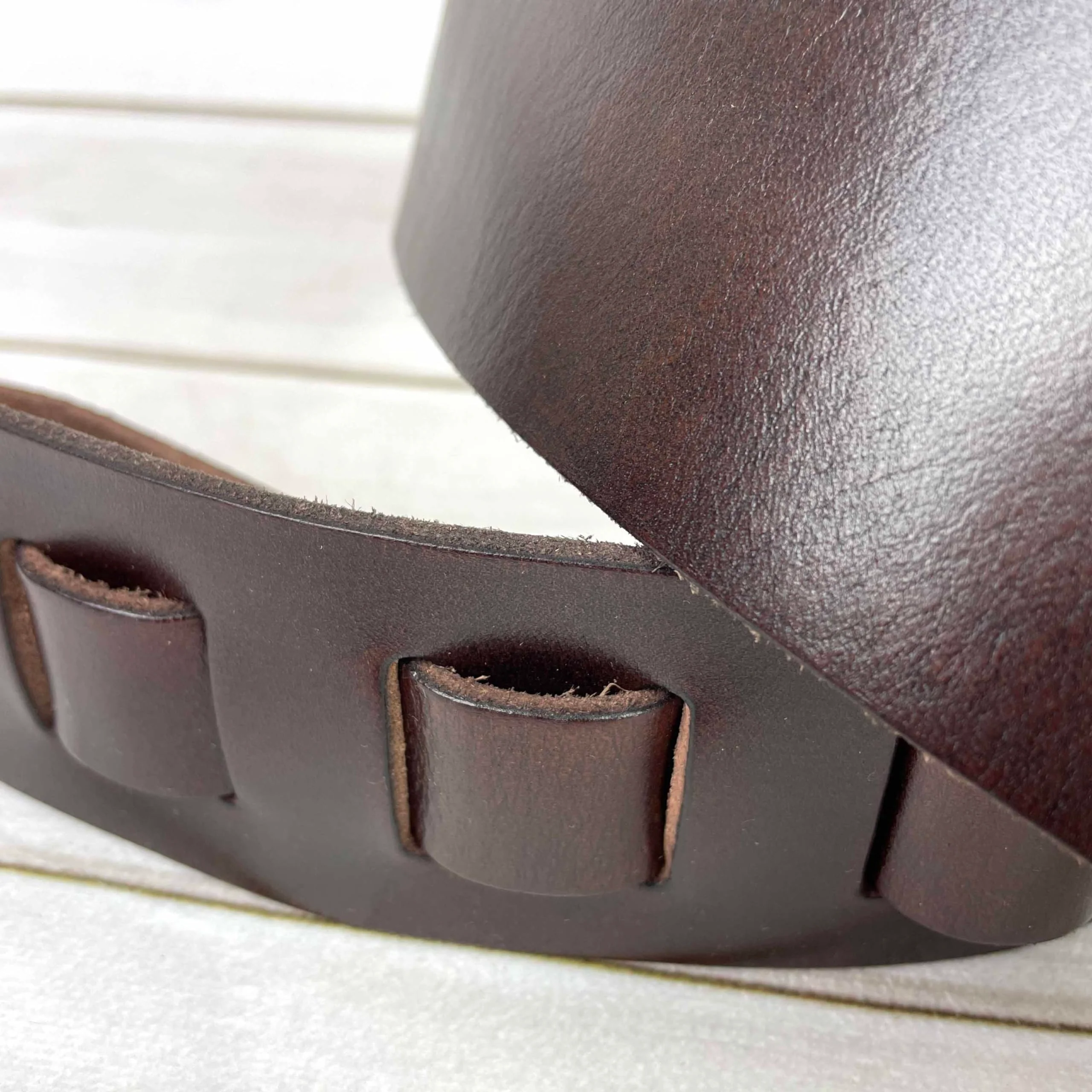 Walker & Williams S-05 Dark Walnut Brown Full Grain Extra Thick Soft Italian Leather Rugged Finish Guitar Strap - Image 6
