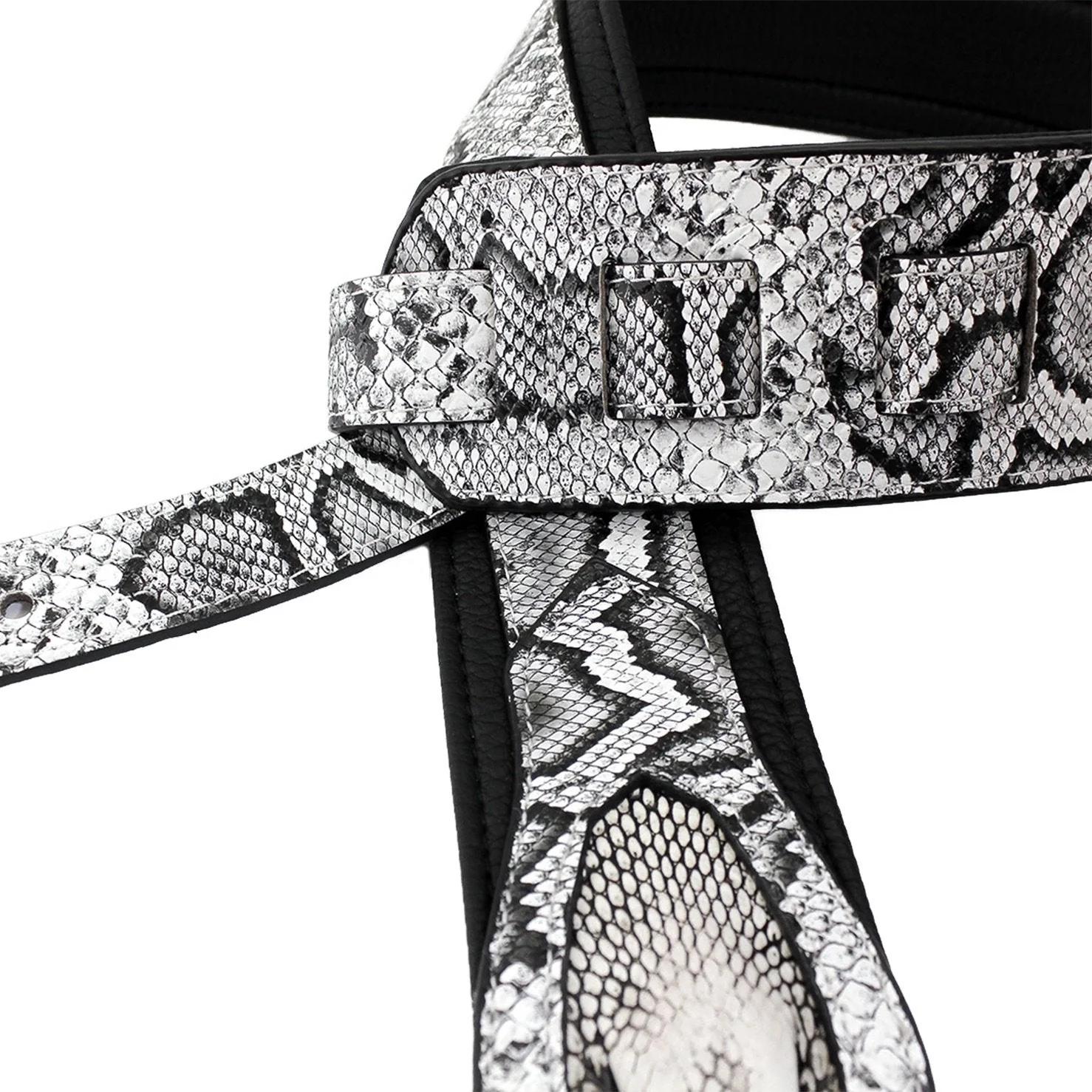Walker & Williams SF-03 White & Black Textured Snake Pattern Guitar Strap with Snakehead - Image 4