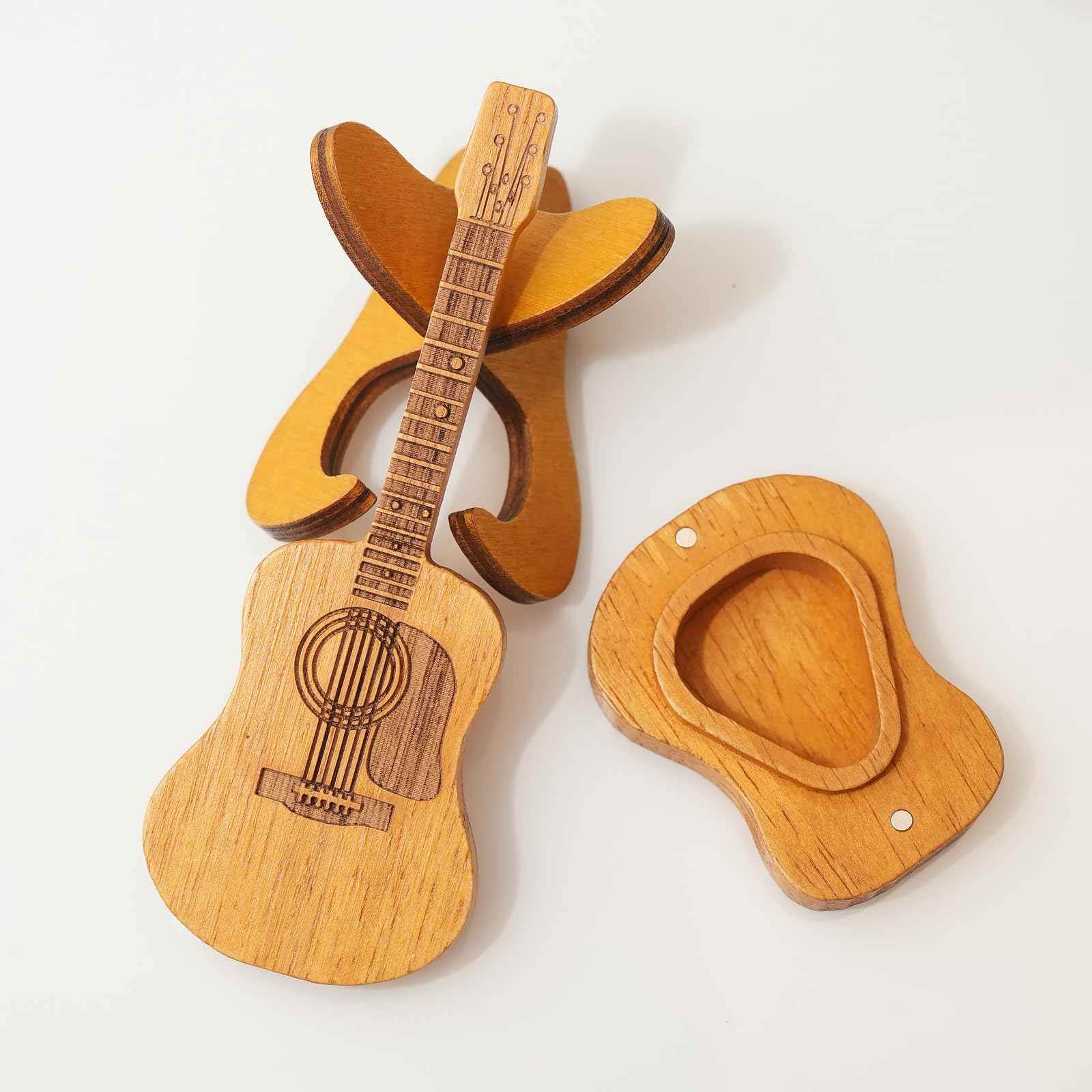 Wooden Guitar Pick Box Unique Guitar Picks Guitar Pick Holder Box Musician Engraved Wooden Plectrum Case - Image 6