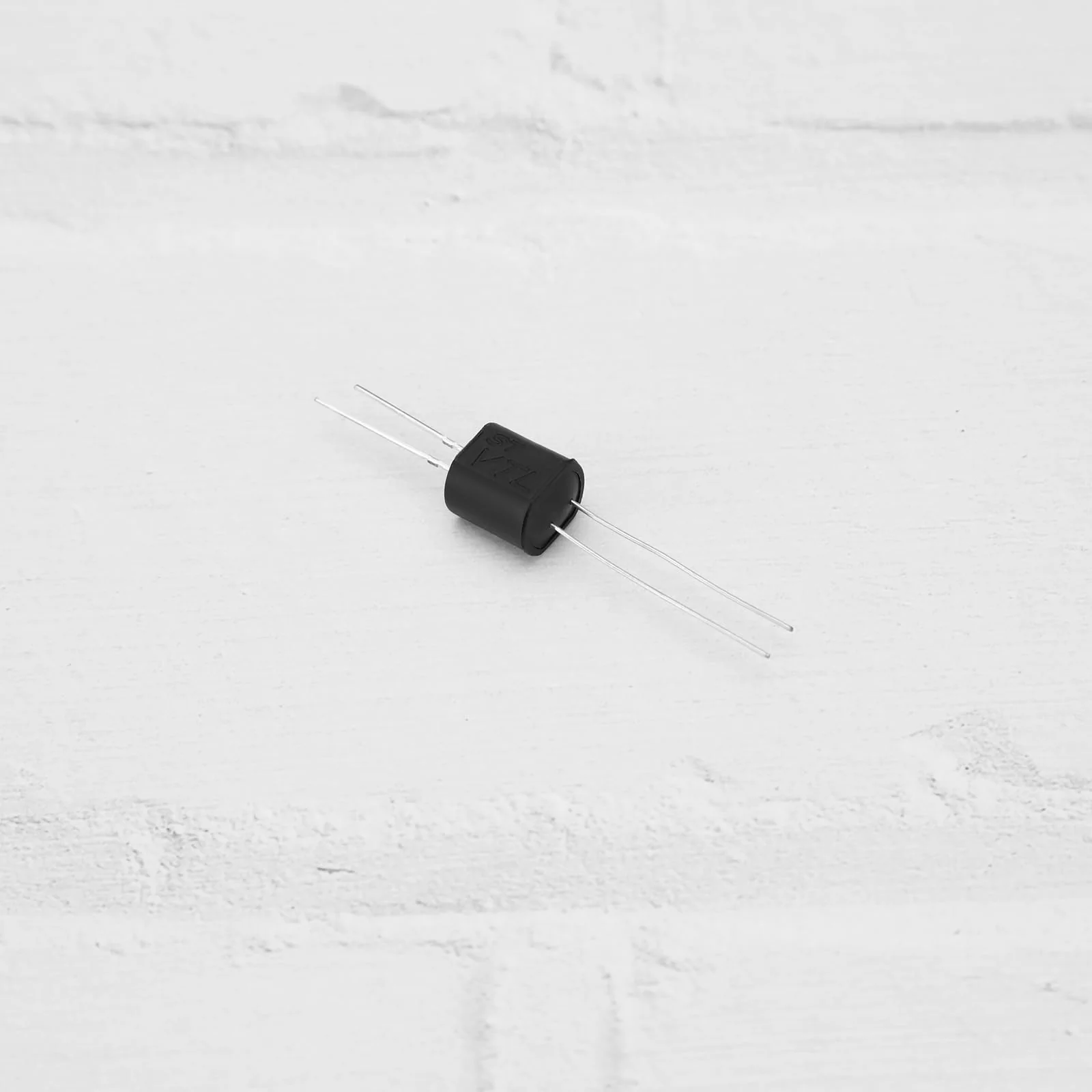 YINETTECH VTL5C3 Optocoupler VTL5C DIP-4 Audio Optocoupler (Vactrols) Linear Opto Isolator Suitable for Many Guitar Pedals and Amplifier Tremolo / Vibrato Circuits Pack of 4 - Image 7